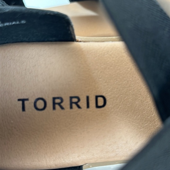 Torrid Stretch Ankle Sandals Size 7W - Picture 10 of 15